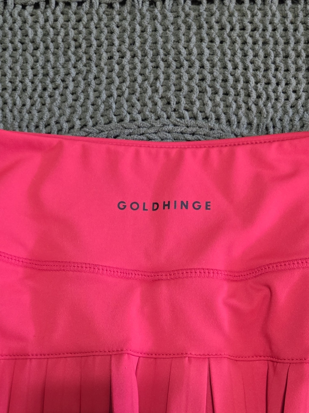 Gold Hinge Pleated Tennis Mini Skirt Red - Picture 4 of 6